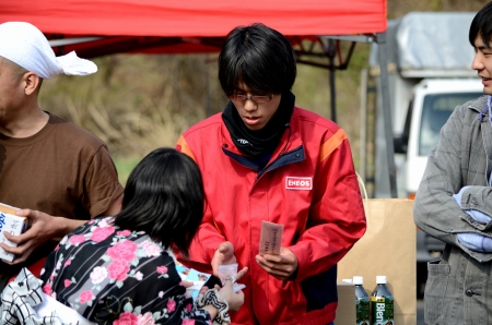 ���̌��N���X�\��